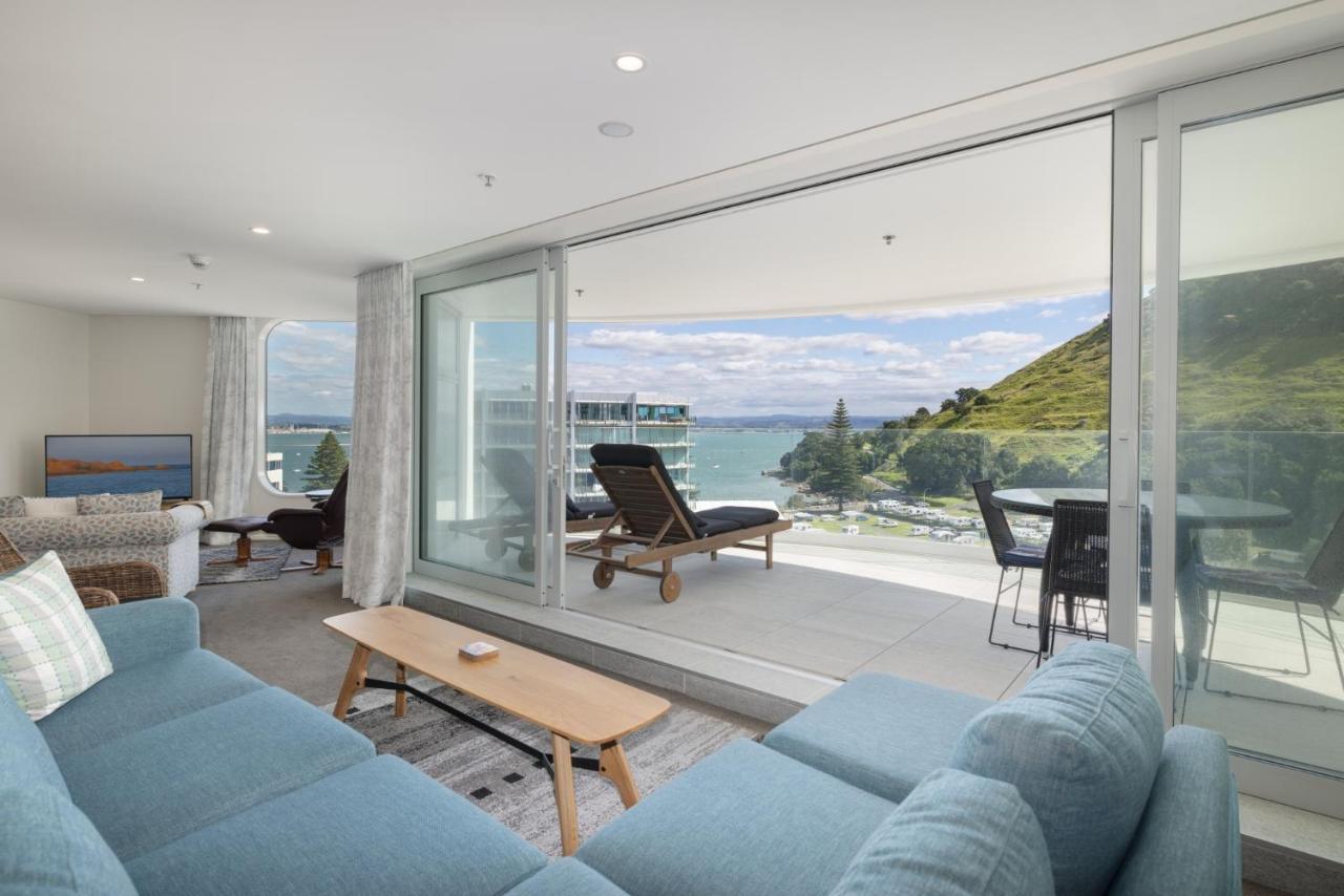 Oceanside Apartment With Iconic Views Mount Maunganui Bagian luar foto