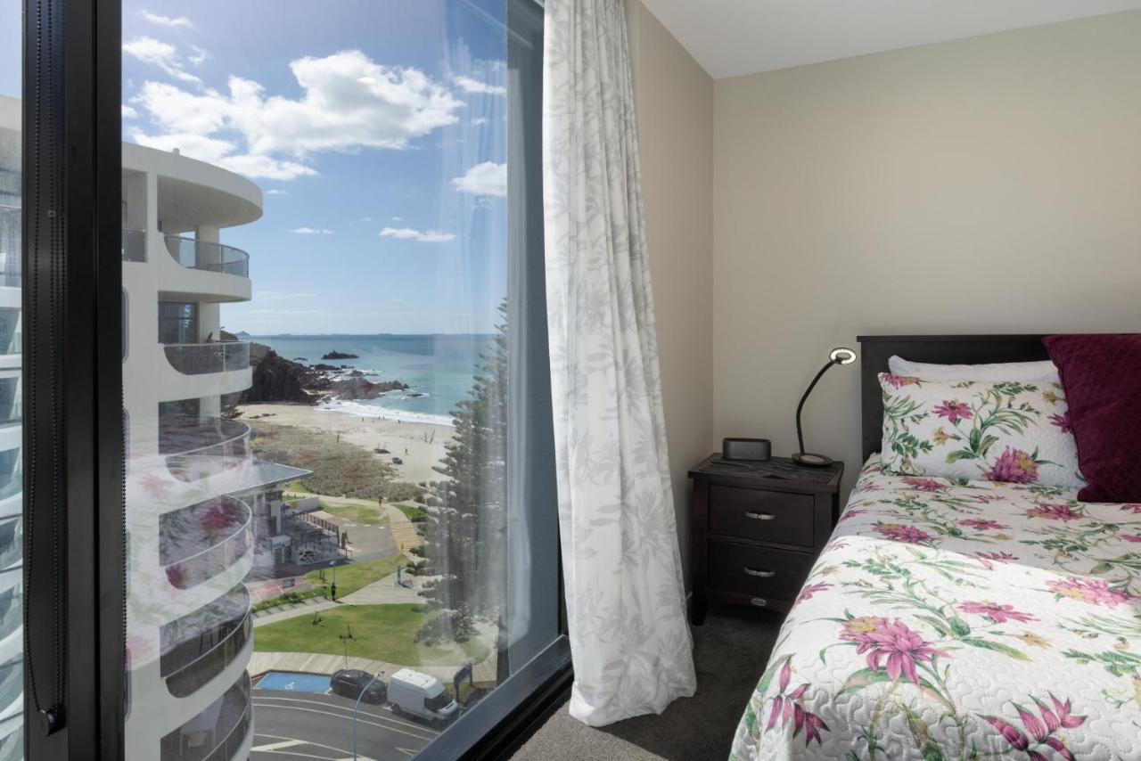 Oceanside Apartment With Iconic Views Mount Maunganui Bagian luar foto